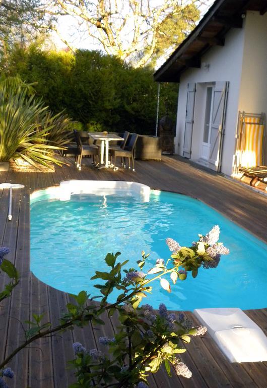 أنديرنو لي بان Villa Mogador Piscine Et Balneo المظهر الخارجي الصورة